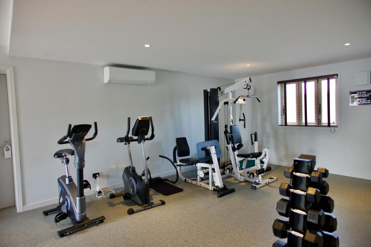 Regal Palms Resort Rotorua Exterior foto A home gym