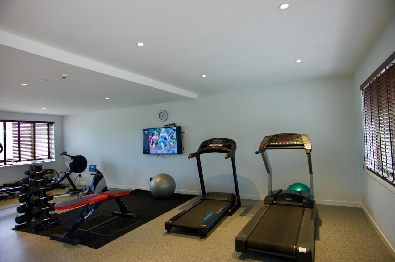 Regal Palms Resort Rotorua Exterior foto A home gym